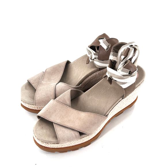 Sorel Joanie II Leather Wedge Sandals 11 Tan Suede Espadrilles Tie Travel Resort - Picture 9 of 9